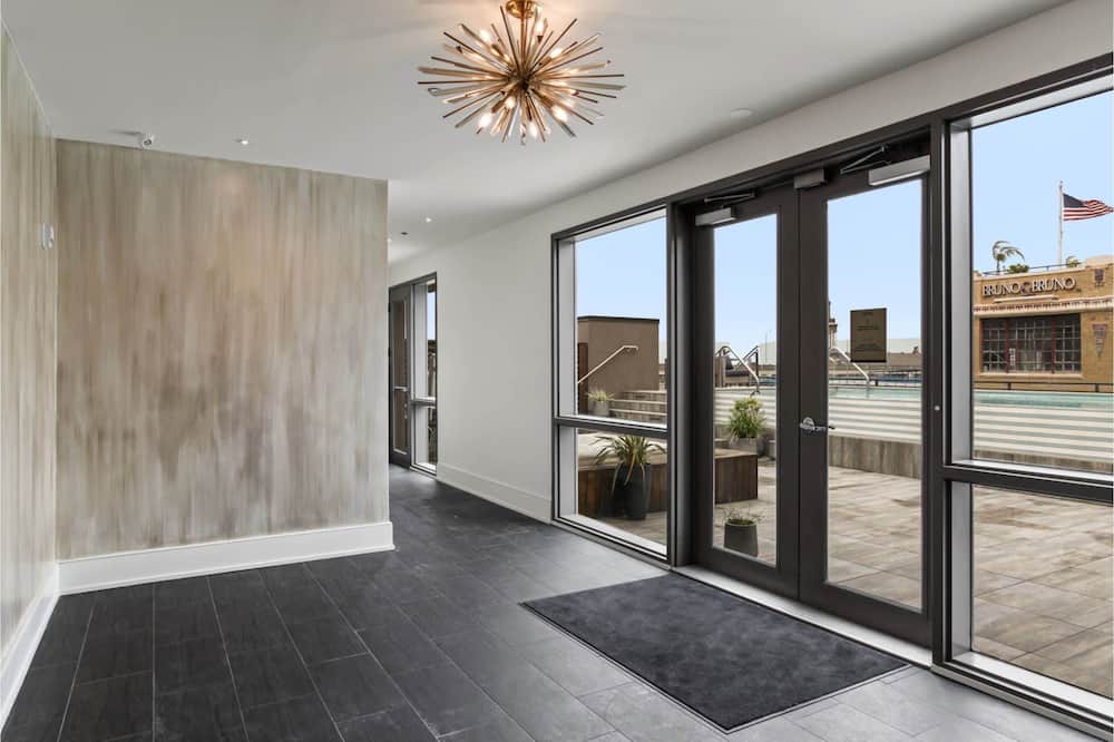 Central Business District House | Roami at The Brandywine | Heated Pool |4 Bed Combo