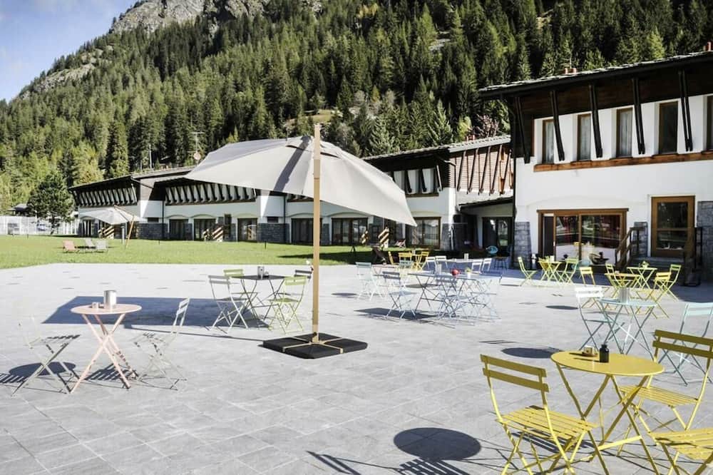 Bieltschocke Apartment | Residence in Gressoney-saint-jean with 1 bedrooms sleeps 6