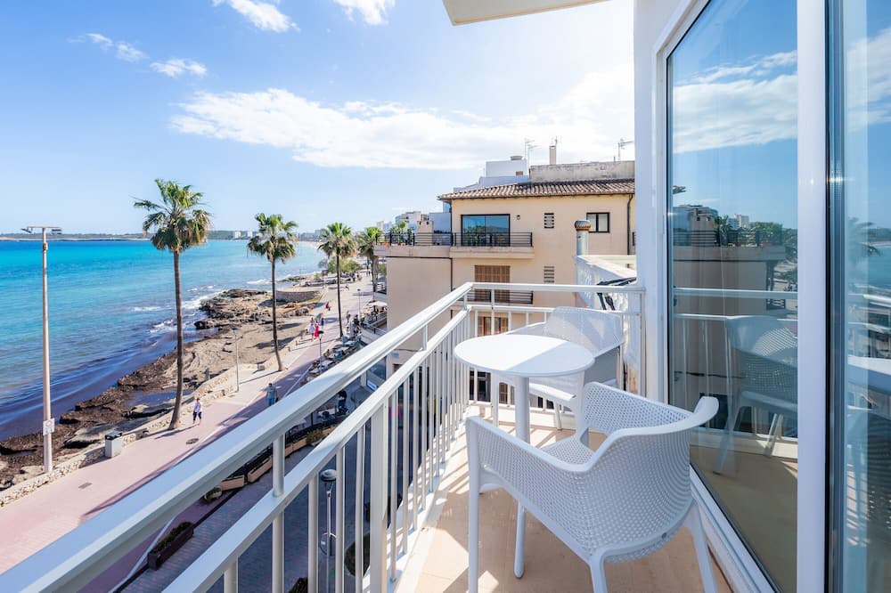 Son Servera Apartment | Holiday Home 'Apartamento Ibiza' with Sea View, Terrace & Wi-Fi