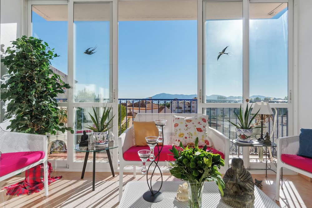 La Colina House | La Nucia Apartamentos