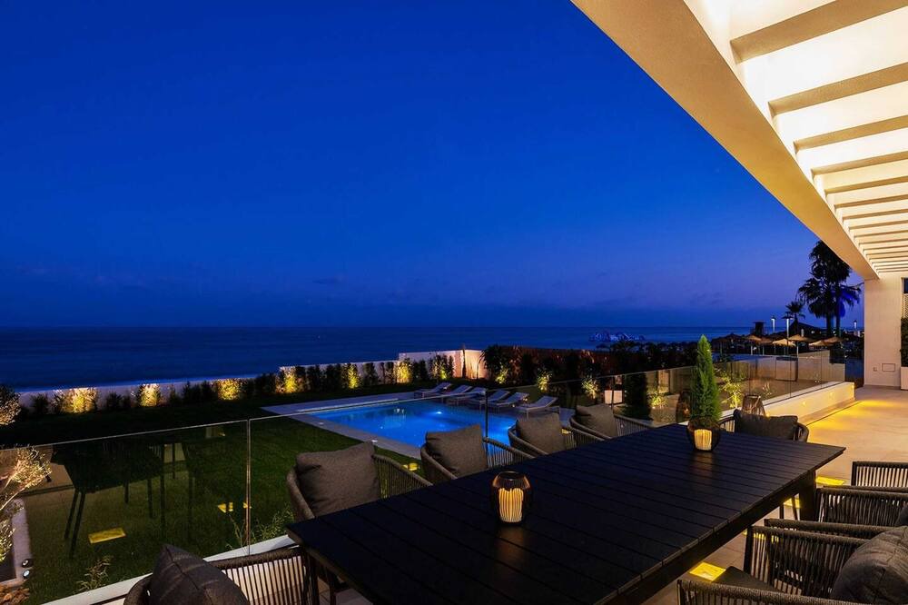 La Cala de Mijas Villa | Homerez - 10 m away from the beach! Big villa for 10 ppl. with swimming-pool