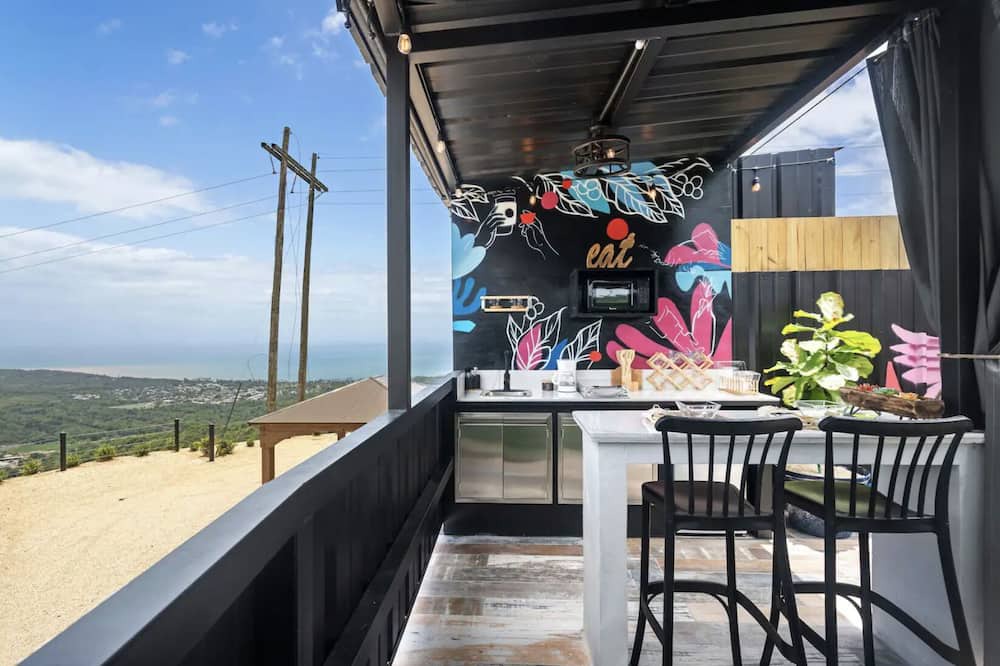 Pinales Apartment | Star Suit Igloo W/ Private Tub & heated Pool