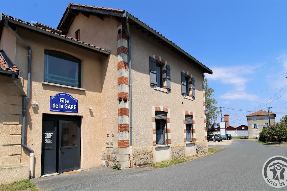 Monsols House | Gîte de la Gare - Deux-grosnes