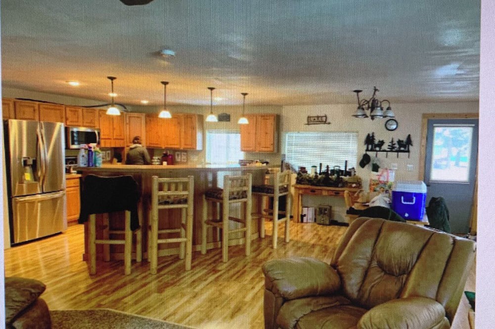 Joseph Cabin | Cozy cabin on a quiet dead end street with a large deck and outdoor kitchen