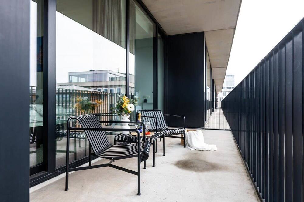Stalingrad Apartment | Corner Apartment Summ