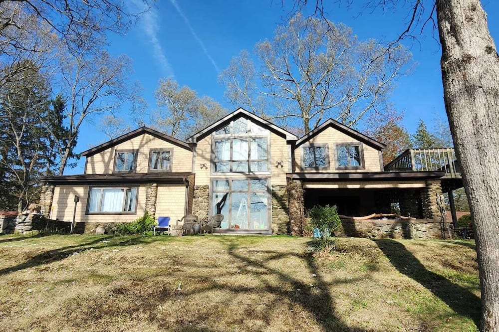 Tolland House | House Of Life