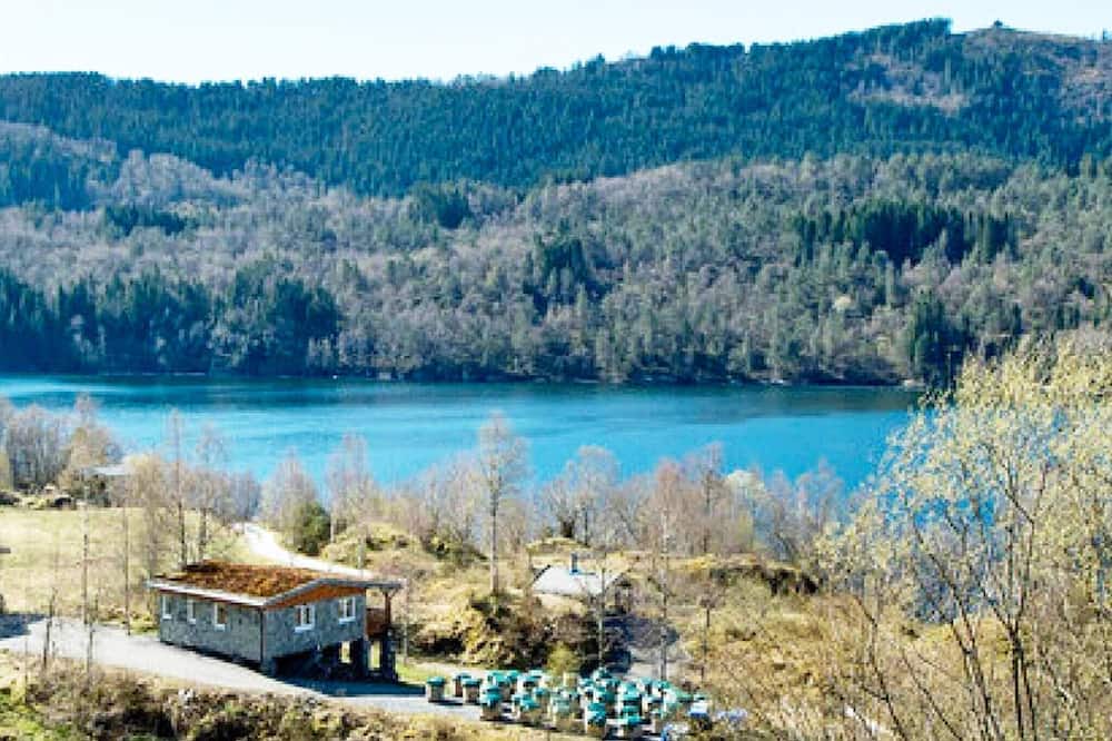 Lonevag House | 5 person holiday home in LONEVÅG