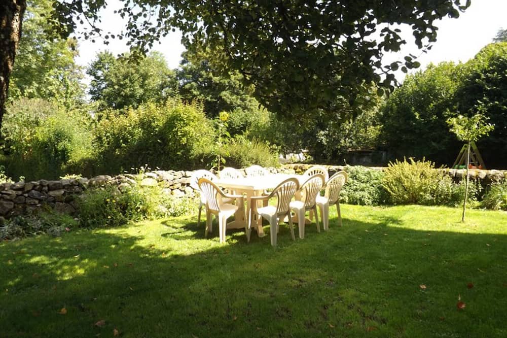 Saint-Cirgues-de-Malbert Cottage | Gite Saint-Cirgues-de-Malbert, 1 bedroom, 2 persons