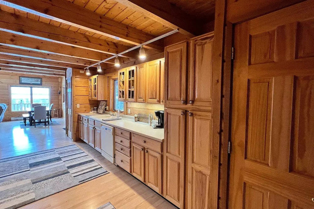 Walker House | Cozy Lake House off of Steamboat Bay on Leech Lake.