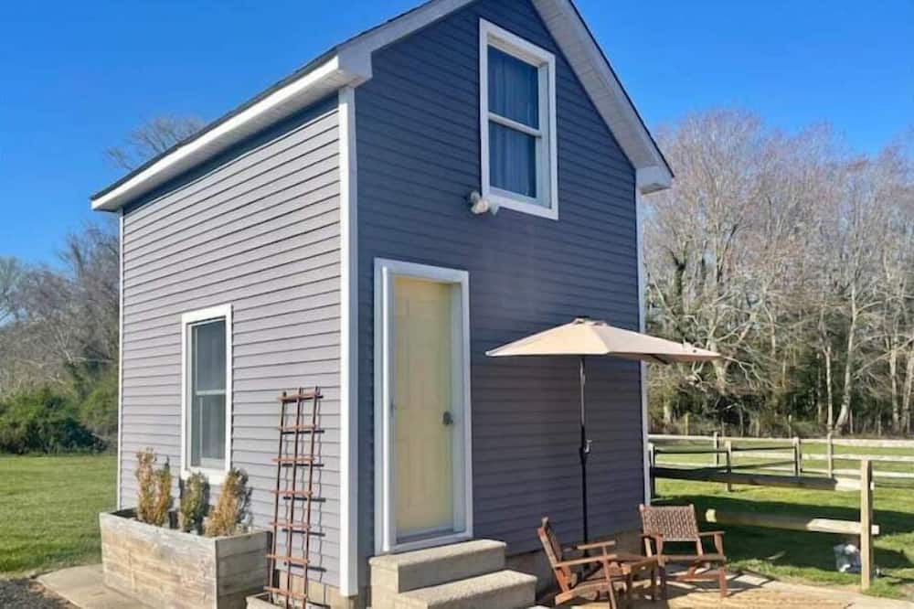 Green Creek House | The Tiny House No Cleaning Fee Cape May/Wildwood