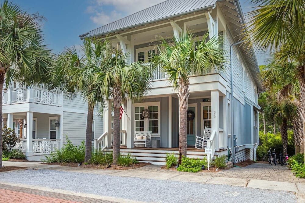 Seacrest Beach House | Mar y Arena, Seacrest stunner on nature trail; walk to Rosemary Beach. 4 bikes