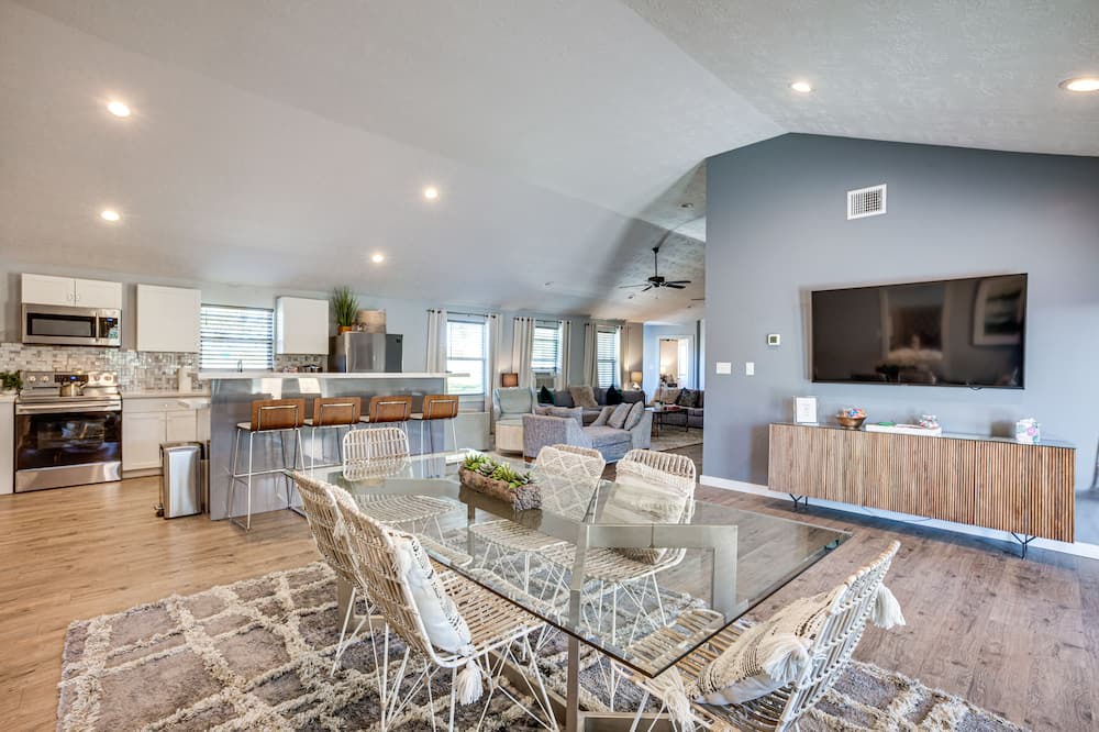 College Station House | College Station Vacation Rental: 4 Mi to Texas A&M