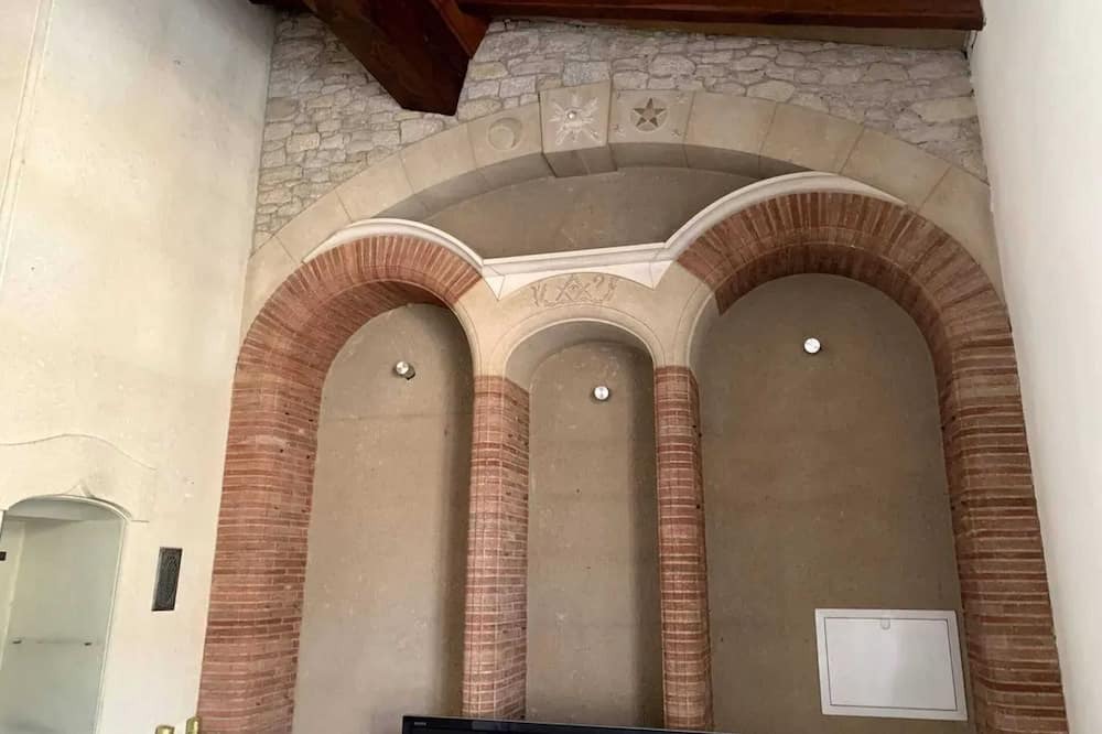 Villalier House | Homerez - Spacious house for 5 ppl. with jacuzzi and terrace at Villalier