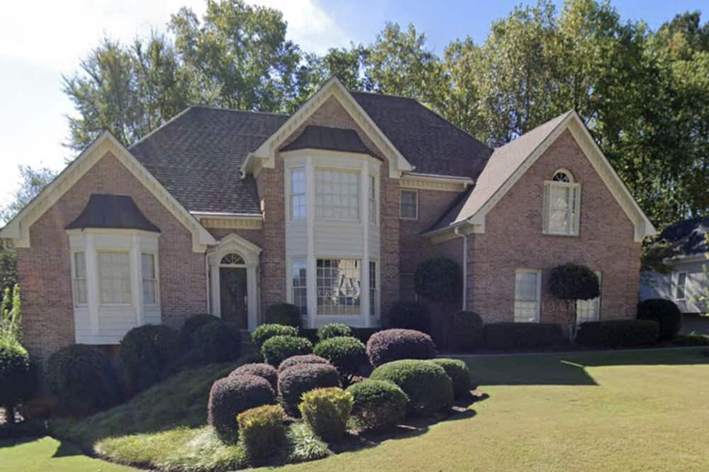 Smyrna House | Modern 4bd/4bth home.