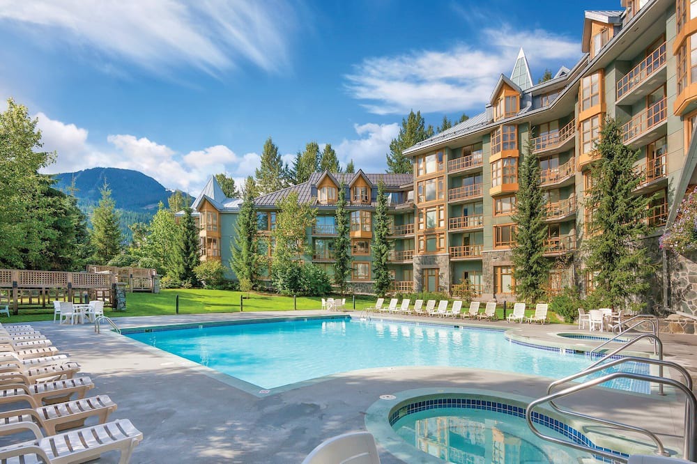 Whistler Village Condo | Whistler Village Cascade Lodge Resort, Walk or Shuttle to lifts Year round Pool!