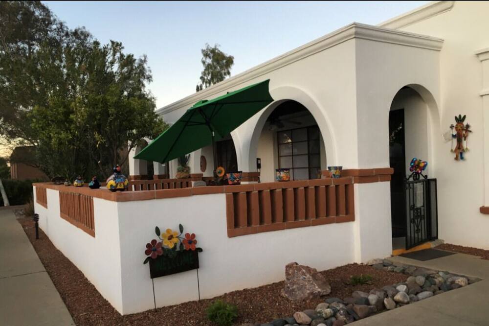 Green Valley Villa | 55 plus community. And one bedroom one bath shower with washer and dryer No Pets