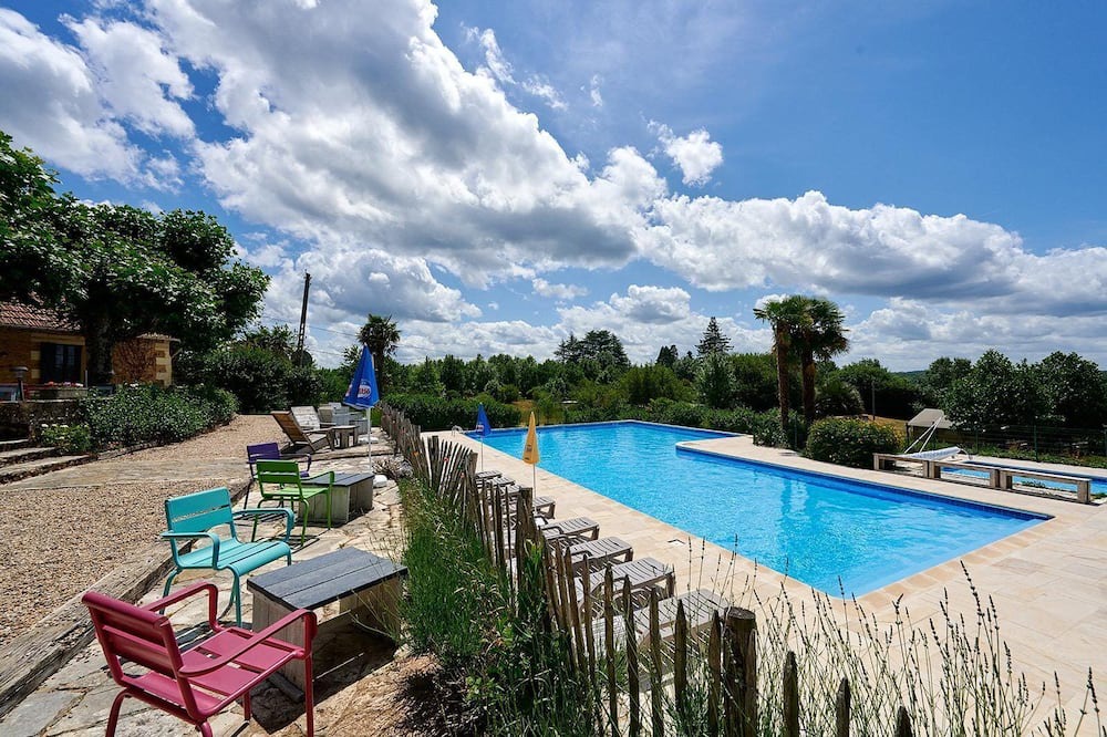 Douville Ski Chalet | Luxe Sanitary XL 6 pers, Villatent at Family campsite Lestaubière Dordogne