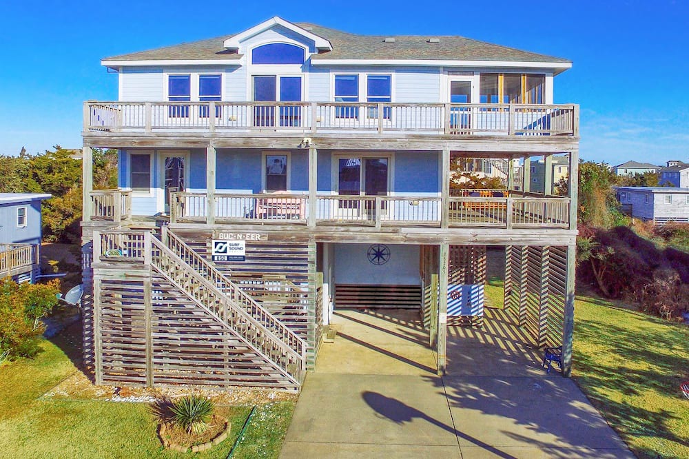 Salvo House | Oceanview - Dog Friendly, Pool, Hot Tub, Game Room