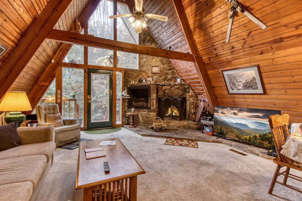 Chalet Village Cabin | 2 Miles to Downtown Gatlinburg! Pools, clubhouse, tennis courts! Near Ober!