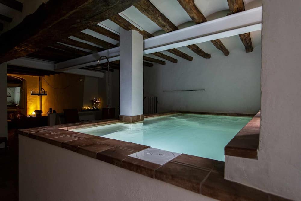 Olot Apartment | a3-1 Ferrer