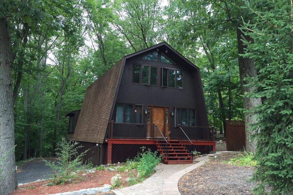 Beacon House | Fun A-Frame Nestled In The Woods Of Beacon Hills