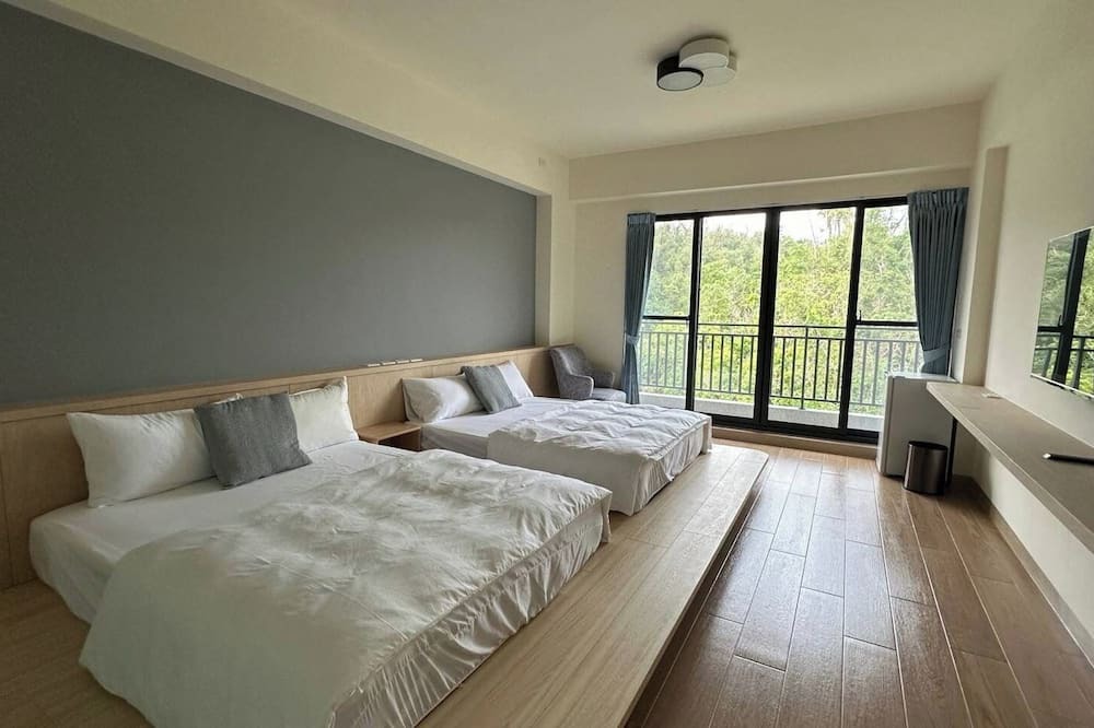 Xiaoliuqiu Bed & Breakfast | Polar bear bnb