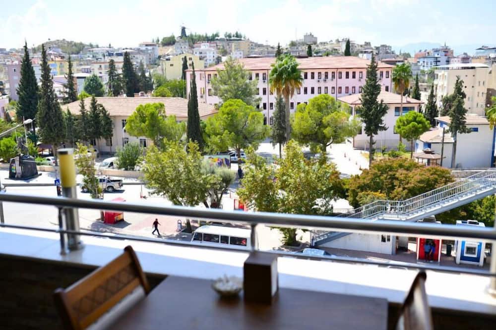 Mut Hotel | Royal Mut Otel