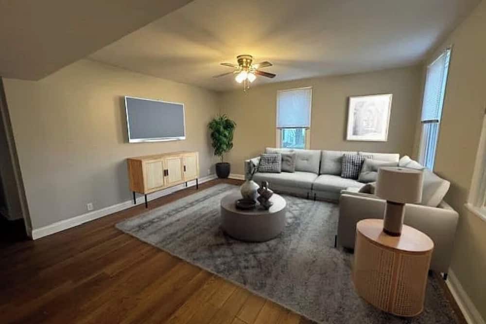 Union House | Welcoming 3-bedroom house with AC in Union
