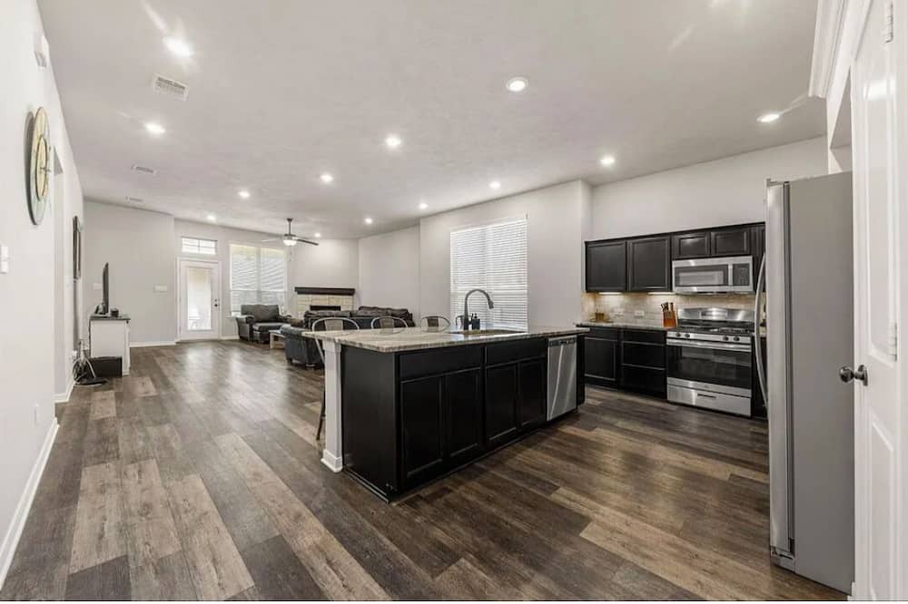 Navasota House | House at Pecan Lakes Golf course. Charming 3-bedroom 2 bath in Navasota .