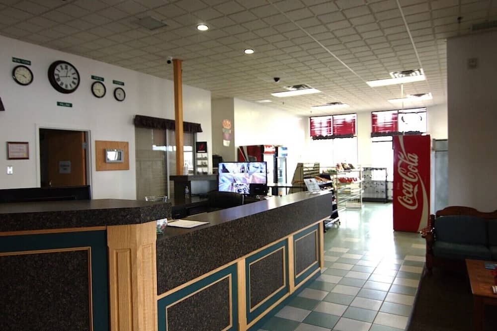 Killam Hotel | Western Budget Plus Killam Krossing