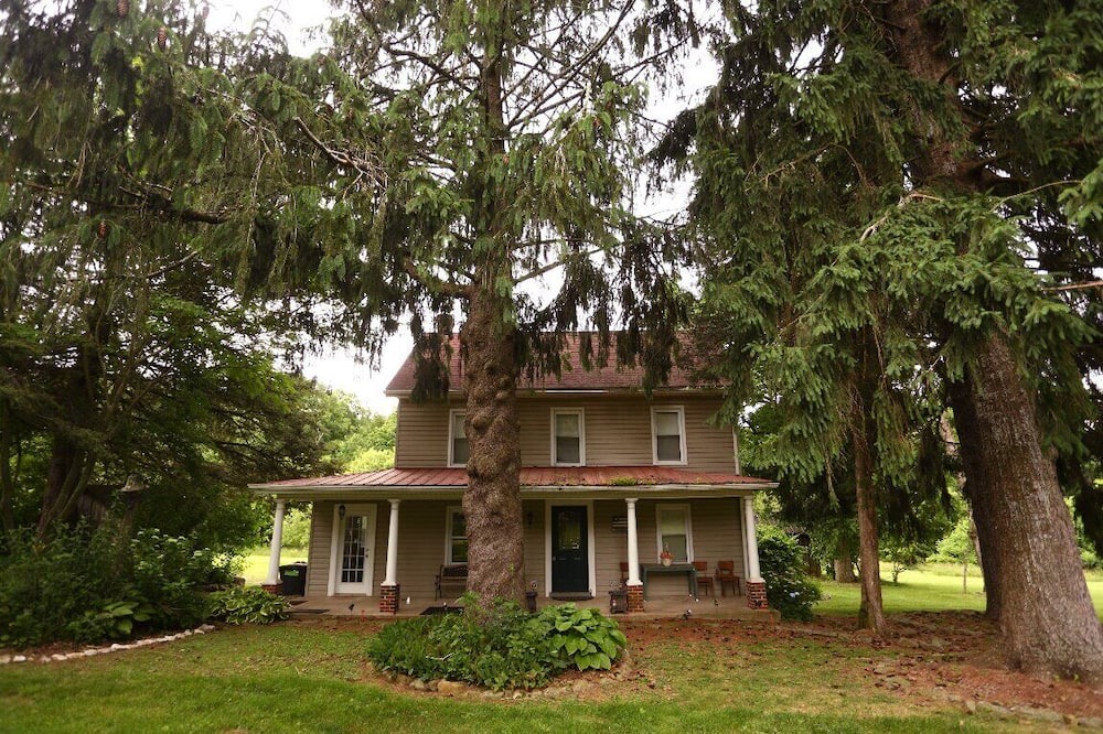 Smithsburg House | Pleasant Valley Farm House