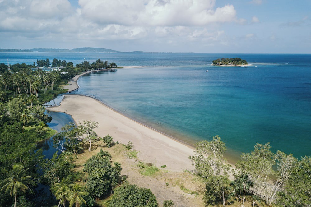 Mele Villa | Villa Mali - Beachfront with Plunge Pool