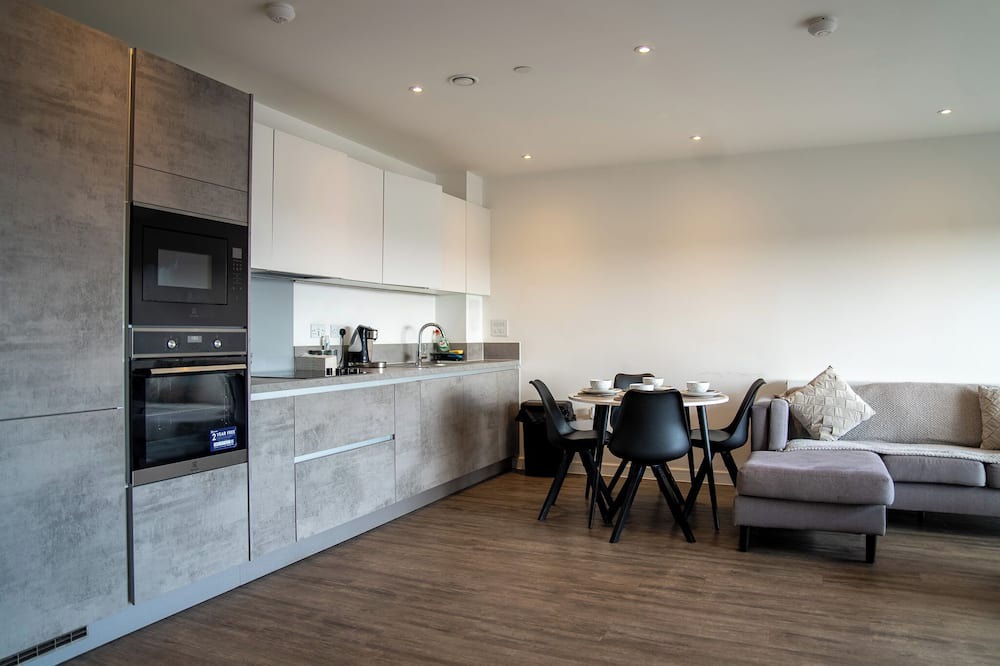 Gascoigne Apartment | Luxora - luxury 2 bedroom property