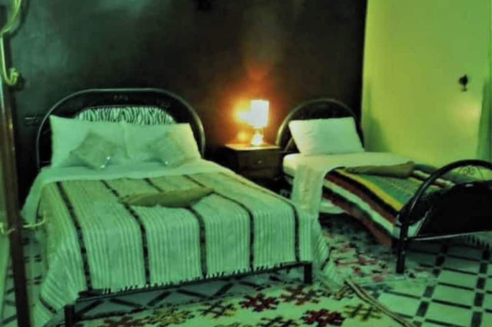 Timahdite Apartment | Merzouga Guest Holiday