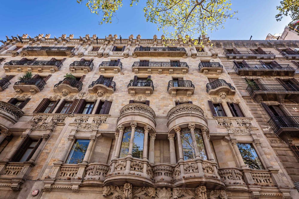 Esquerra de l'Eixample Apartment | Gran Via 104 - Two Bedroom Apartment, Sleeps 4