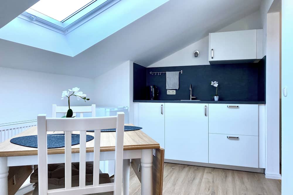 Prien am Chiemsee Apartment | Apartment 42sqm with balcony and mountain view