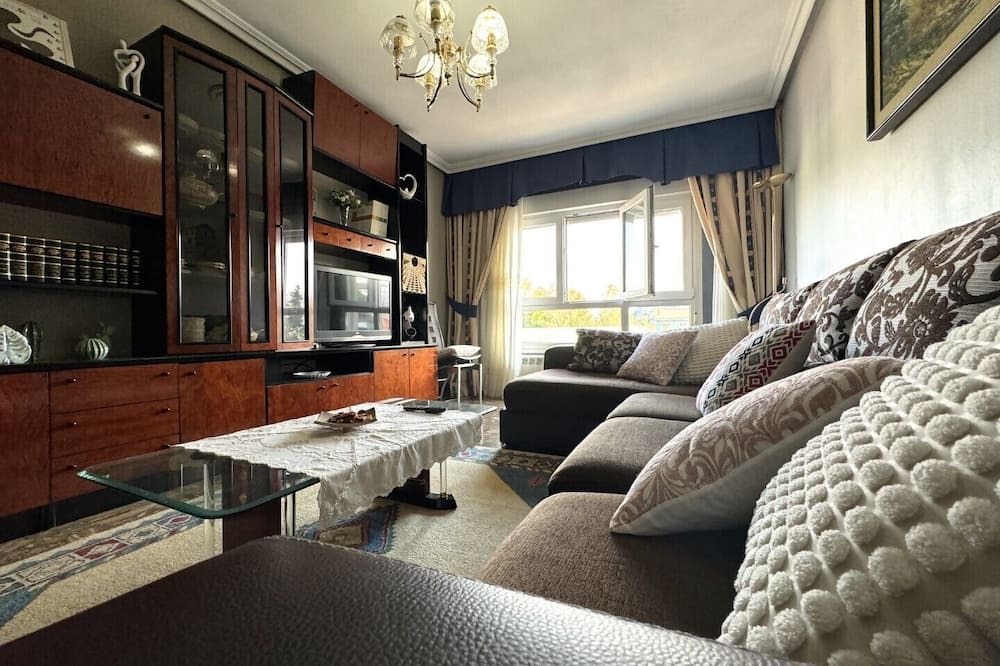 Pola de Siero Apartment | Quiet apartment in Pola de Siero