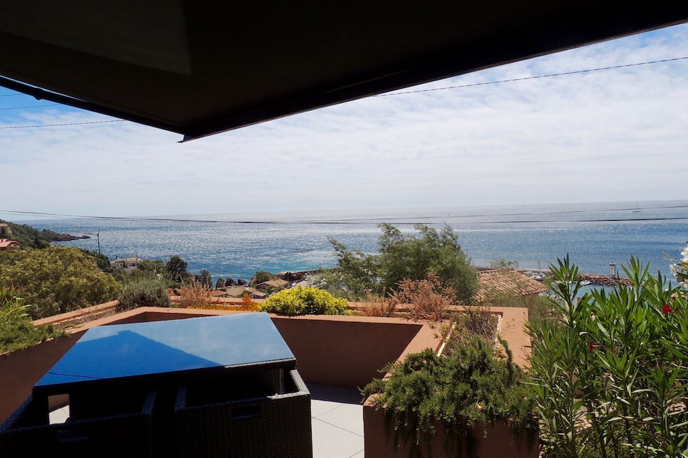 Espero-Pax Apartment | Apartment with fantastic sea views