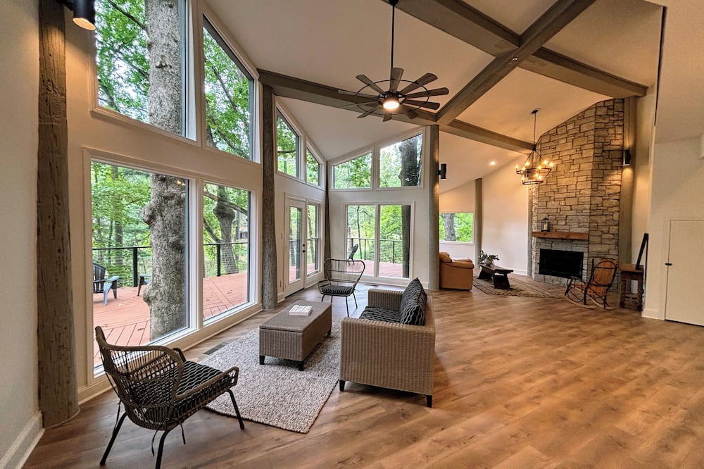 East Central Shelby House | Gorgeous 5-bedroom lakefront retreat you won't want to leave!