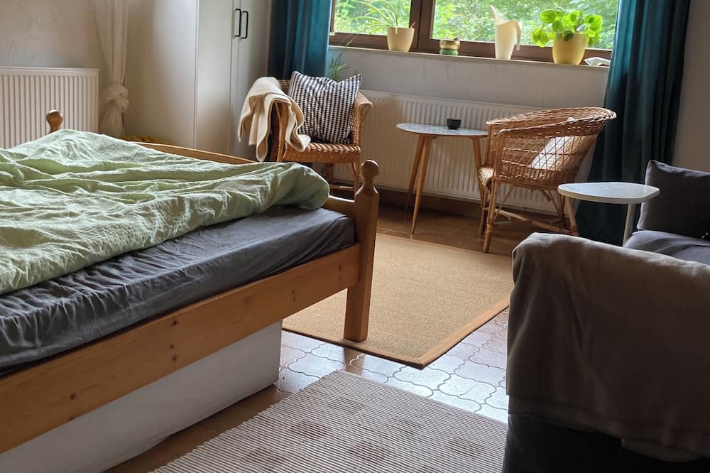 Herbrechtingen House | Quiet vacation apartment in the countryside. Ideal for hikers and bikers. Garden included