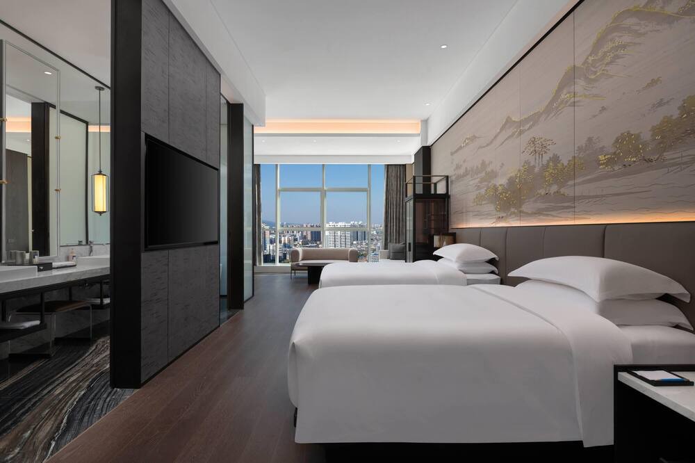 Hecheng District Hotel | Wyndham Huaihua South