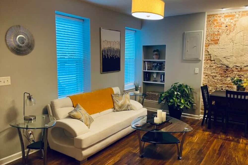 Higginsport House | Riverview Oasis II on the Ohio River