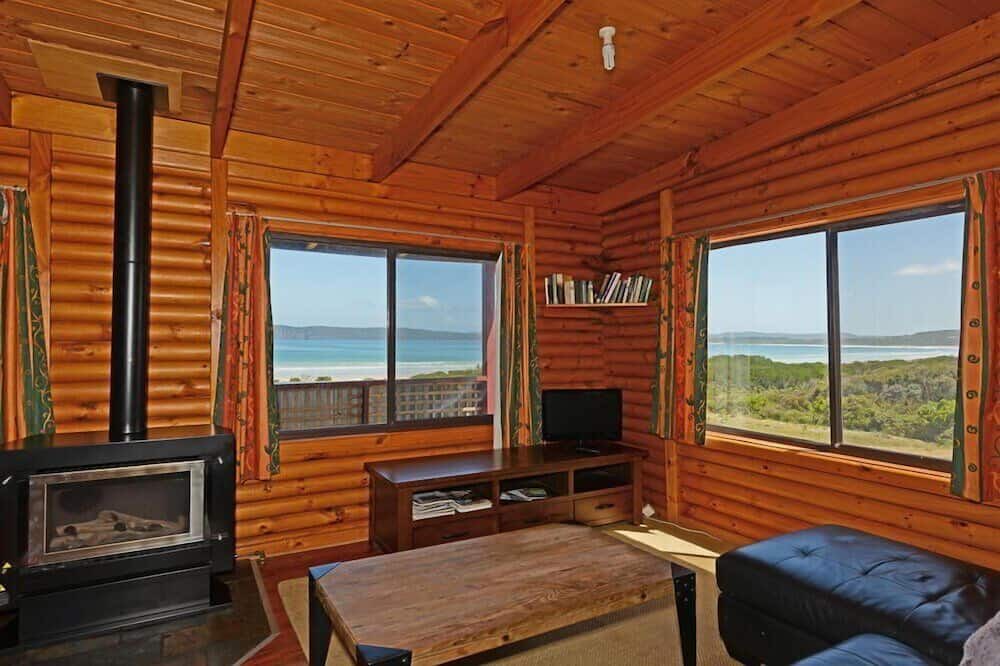 South Bruny House | Cloudy Bay Cabin ~ secluded in paradise!