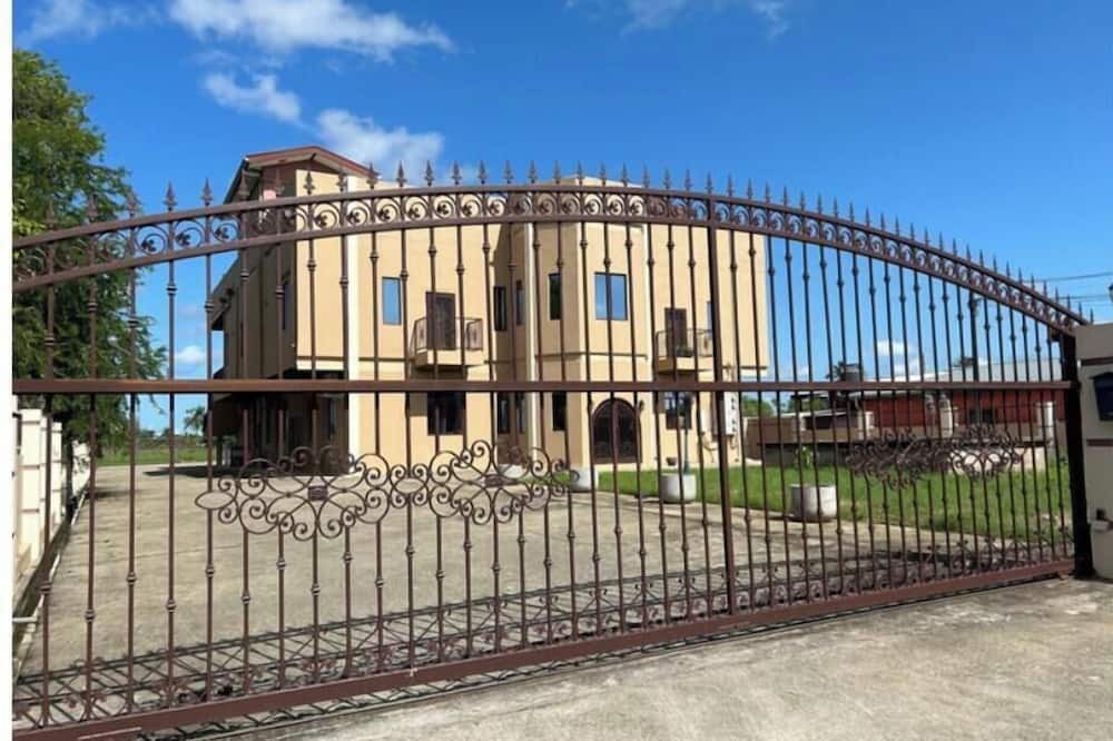Tunapuna-Piarco Apartment | 2-bedroom apartment in Cunupia