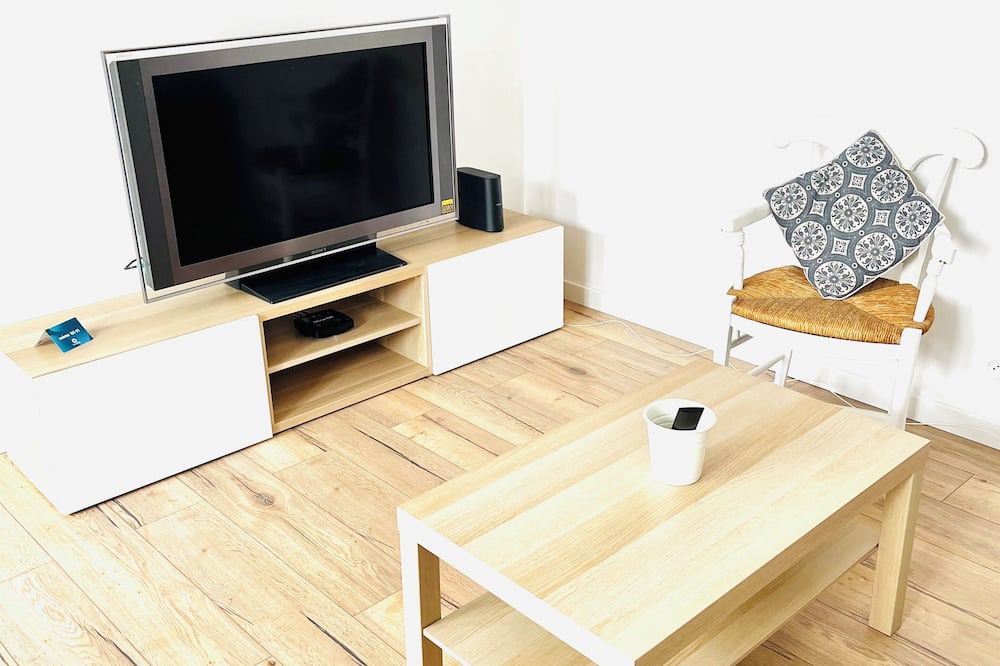 Criquebeuf-sur-Seine House | Ferme Cosy et Paisible au Bord de Leure
