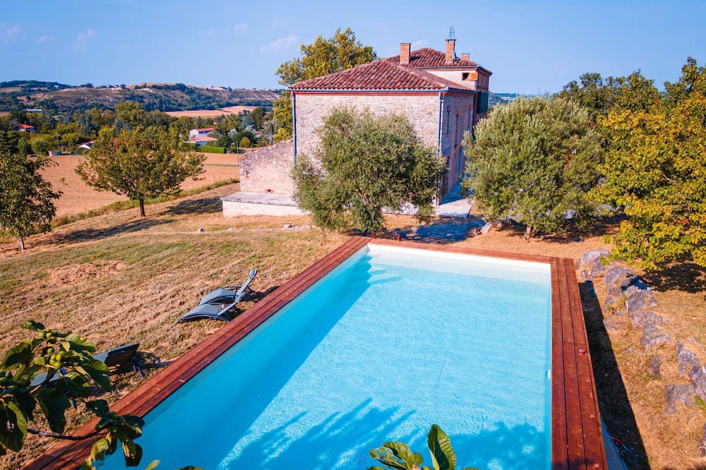 Graulhet House | Casa Lounell - Swimming pool - Spa - Sauna - Games room - Park