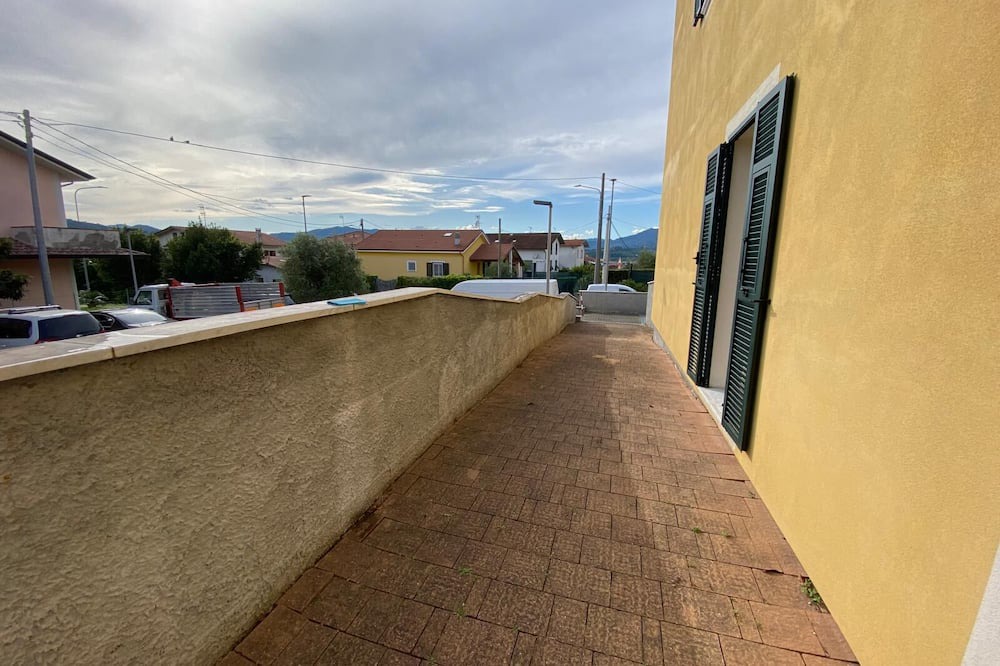 Santo Stefano di Magra Apartment | Apartment 'Casa Aurora - Entrata Indipendente'