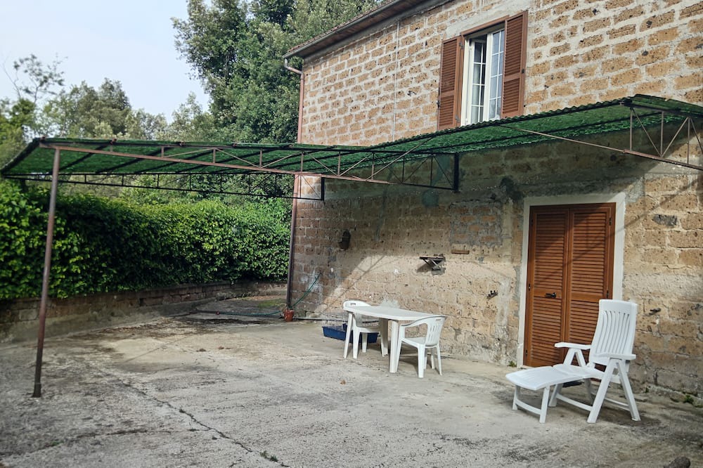 Gallese Apartment | Le Rose Lodging