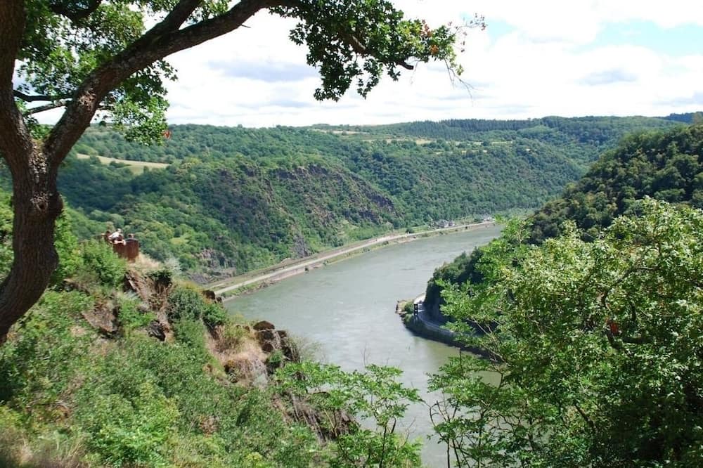 Sankt Goarshausen Apartment | Vacation apartment/apartment for 5 guests with 78m² in Sankt Goarshausen (266473)