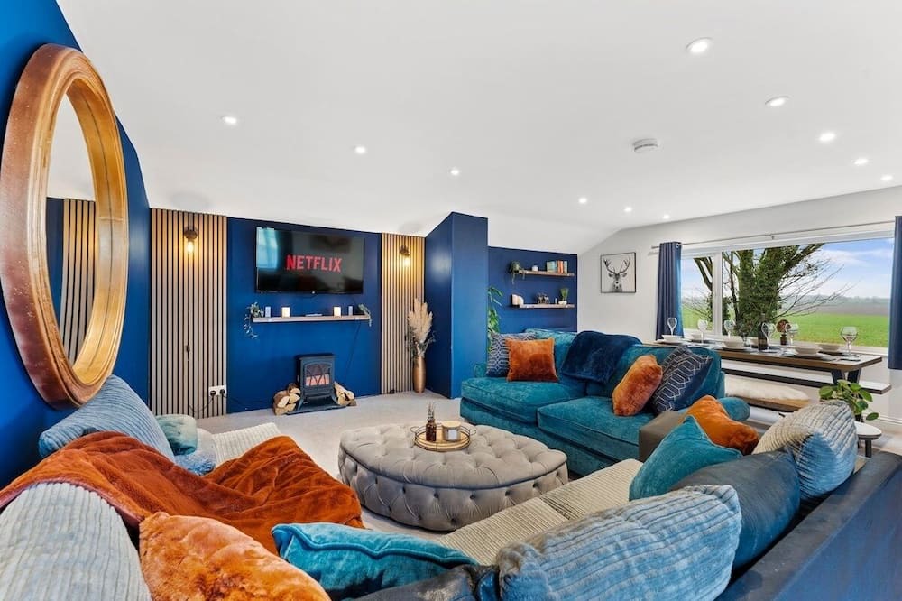 Morcott House | Gorgeous 2 bedroom Apartment